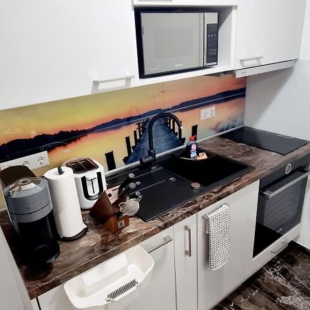 Einliegerwohnung Neu In Vaihingen Enz Horrheim Εξωτερικό φωτογραφία