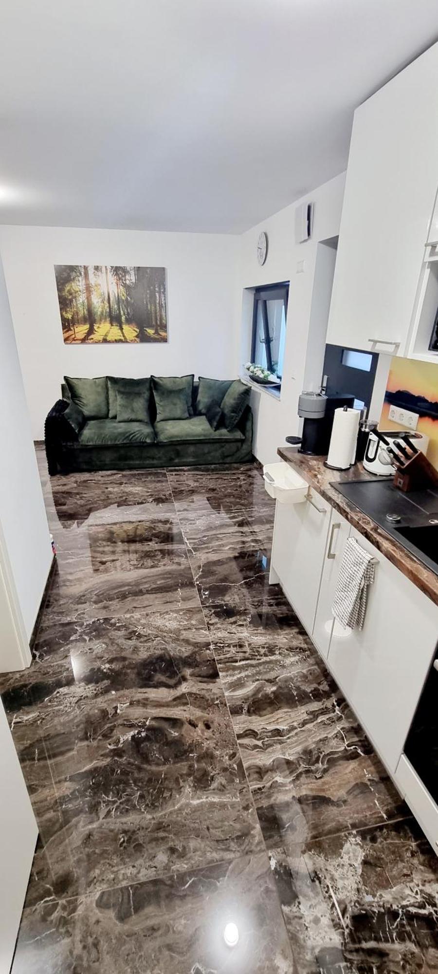 Einliegerwohnung Neu In Vaihingen Enz Horrheim Εξωτερικό φωτογραφία